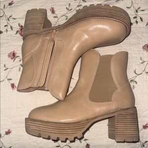 Stylish Tan Heeled Boots